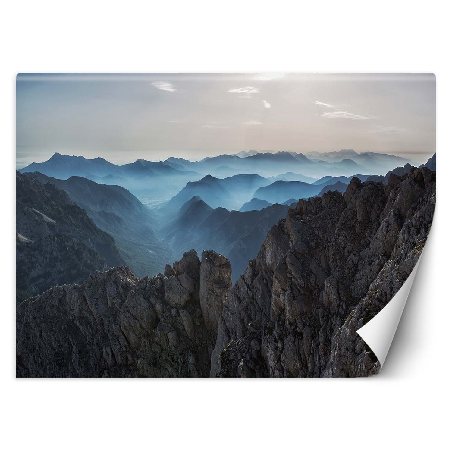 Trend24 – Behang – Bergtoppen In De Wolken – Behangpapier – Fotobehang Natuur – Behang Woonkamer – 200x140x2 cm – Incl. behanglijm