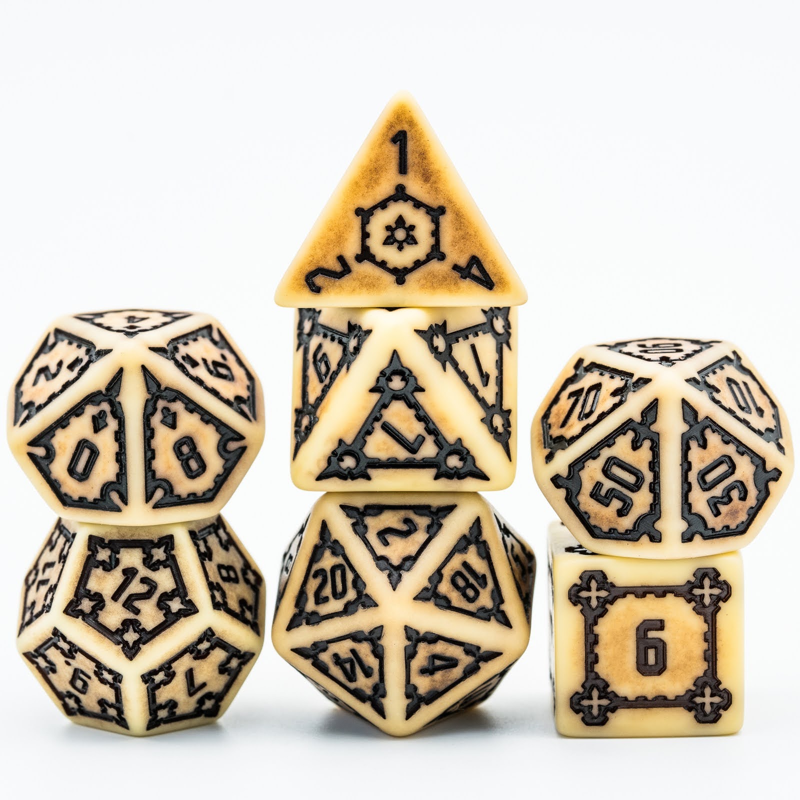 Lapi Toys – DnD dice set Old Bones – Dungeons and dragons dobbelstenen – 7 stuks – 25 mm – Resin – Beige